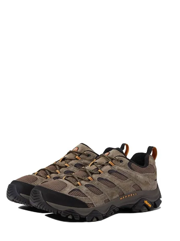 Comfortable Snow Boots Men's Moab 3 Hiking Shoes In Walnut
