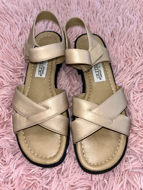 Designer Sneakers For Sale Gold Sandals Heels Block Stuart Madeline, Size 7.5