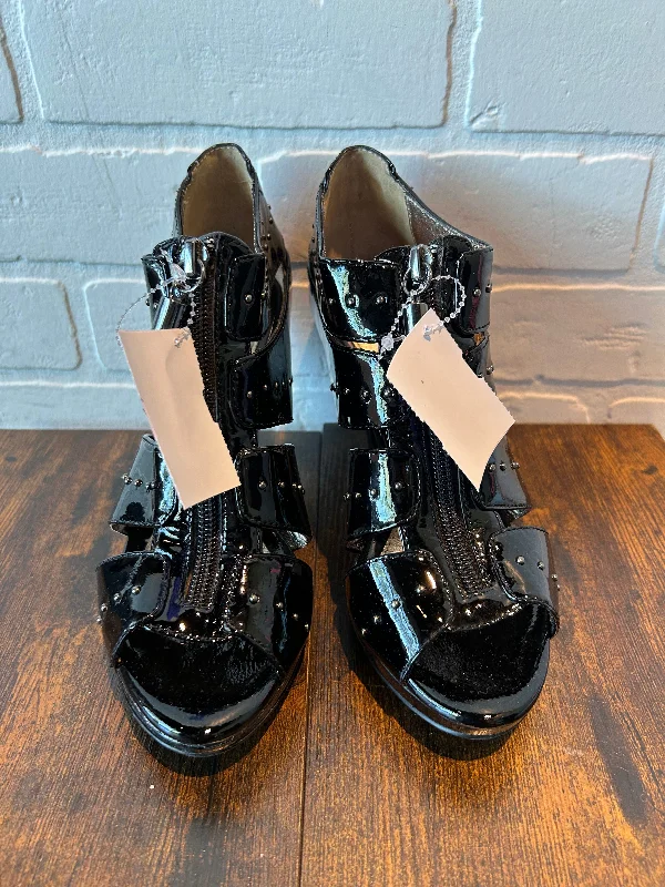 Cozy Casual Shoes Black Sandals Heels Stiletto Sofft, Size 7