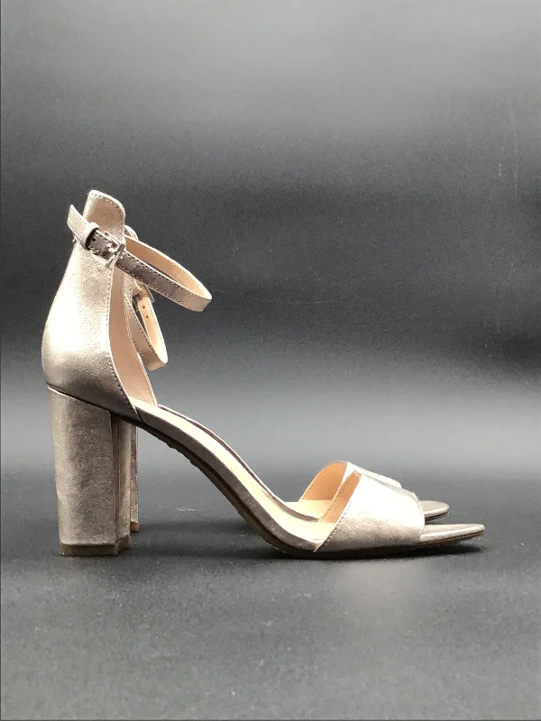 Formal Leather Shoes Gold Sandals Heels Block Vince Camuto, Size 9.5