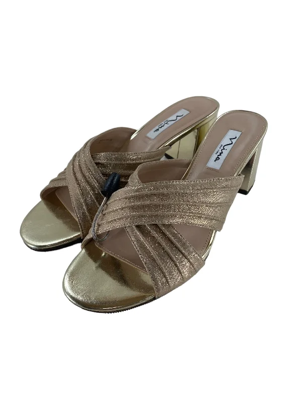 Sporty Casual Shoes Sandals Heels Block By Nina In Gold, Size: 9.5