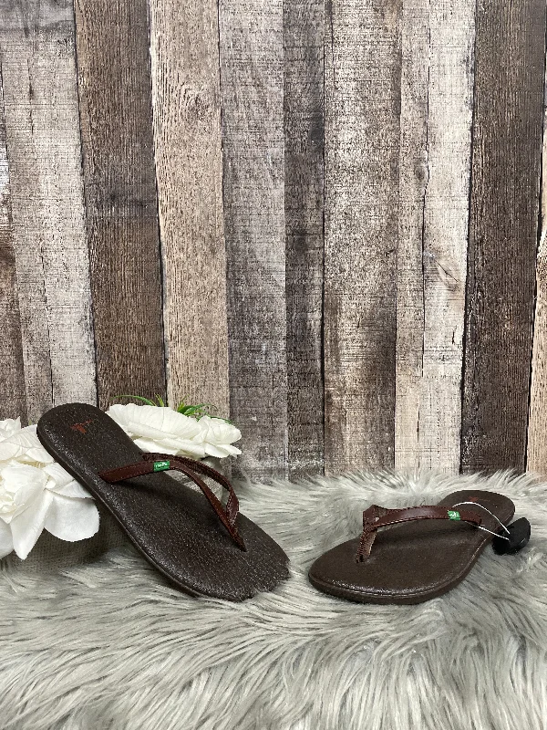 Fashionable Sneakers Collection Brown Sandals Flip Flops Sanuk, Size 8