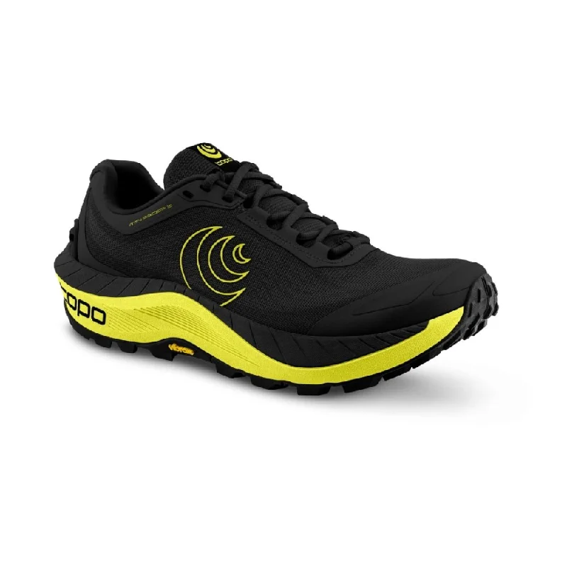 Comfortable Flats For Work Topo Athletic Men's MTN Racer 3 - Black/Lime
