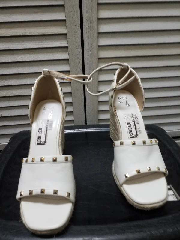 Trendy Platform Sneakers Sandals Heels Wedge By Mix No 6  Size: 11