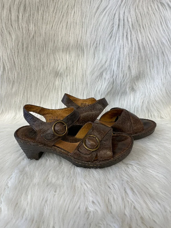 Casual Flip Flops Brown Sandals Heels Block Born, Size 10