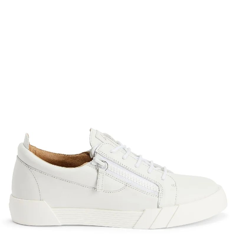 Fashionable Loafers For Sale Giuseppe Zanotti The Shark 5.0 Low