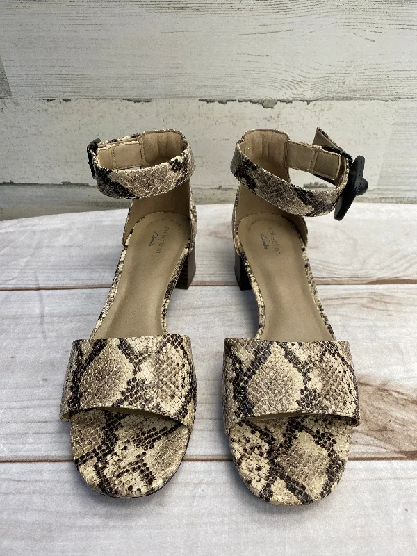 Trendy Loafers For Sale Snakeskin Print Sandals Heels Block Clarks, Size 9