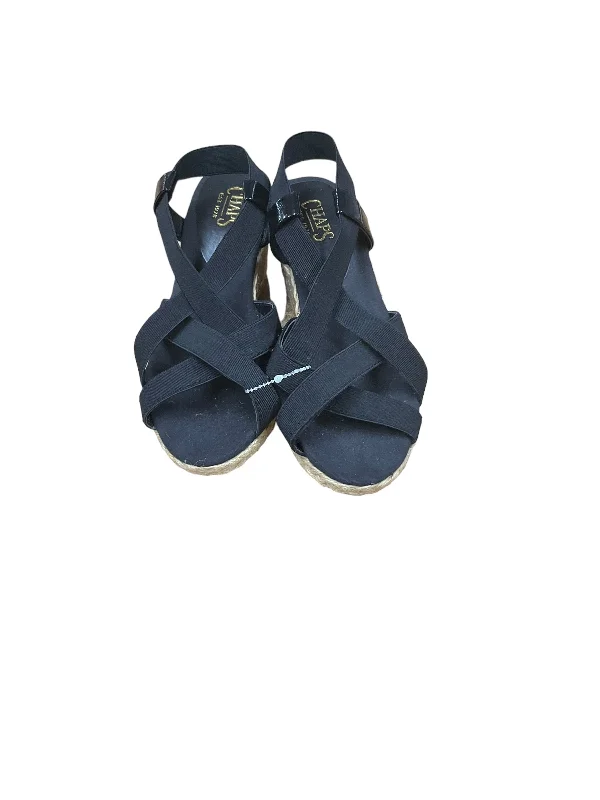 Comfortable Winter Sneakers Black Sandals Heels Wedge Chaps, Size 8.5