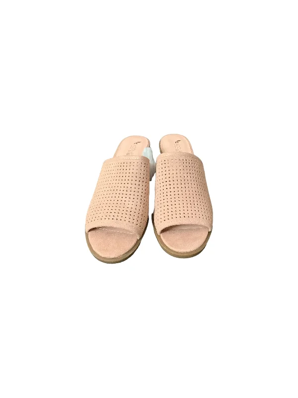 Comfortable Work Sneakers Sandals Heels Block By Koolaburra By Ugg In Pink, Size: 7