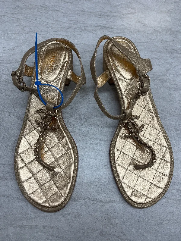 Sporty Hiking Shoes Sandals Luxury Designer By Chanel In Gold, Size: 10