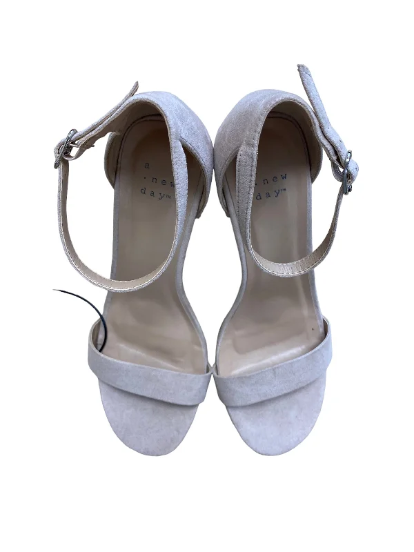 Trendy Sports Footwear Sandals Heels Block By A New Day  Size: 9.5