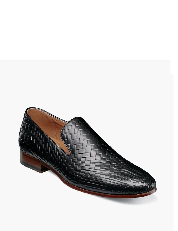 Classic Hiking Footwear Wilton Plain Toe Slip On Shoe In Black