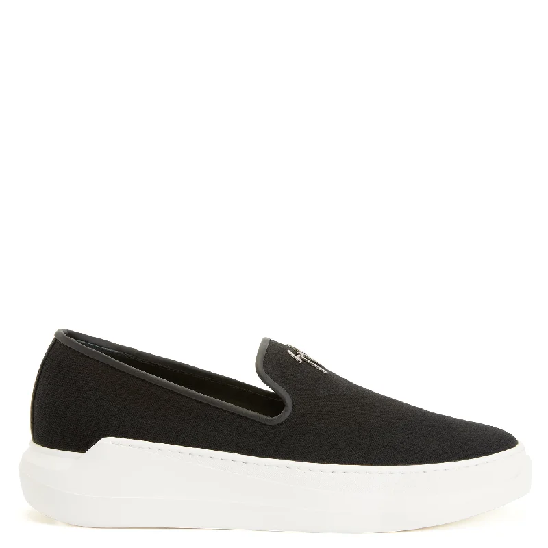 Cozy Winter Shoes Giuseppe Zanotti Conley Zip