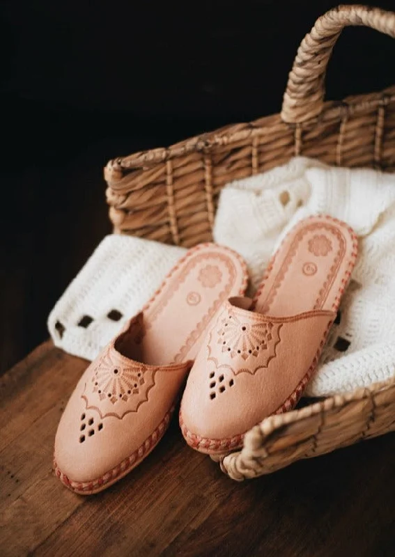 Stylish Boots For Sale Handmade Leather Slippers