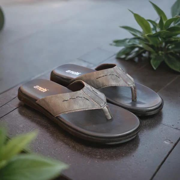 Outdoor Athletic Shoes Grey Slippers for men