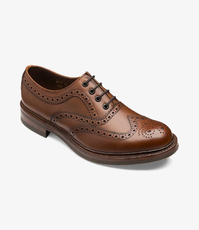 Trendy Casual Shoes LOAKE Edward Premium Country Brogue Shoe - Mahogany Calf leather