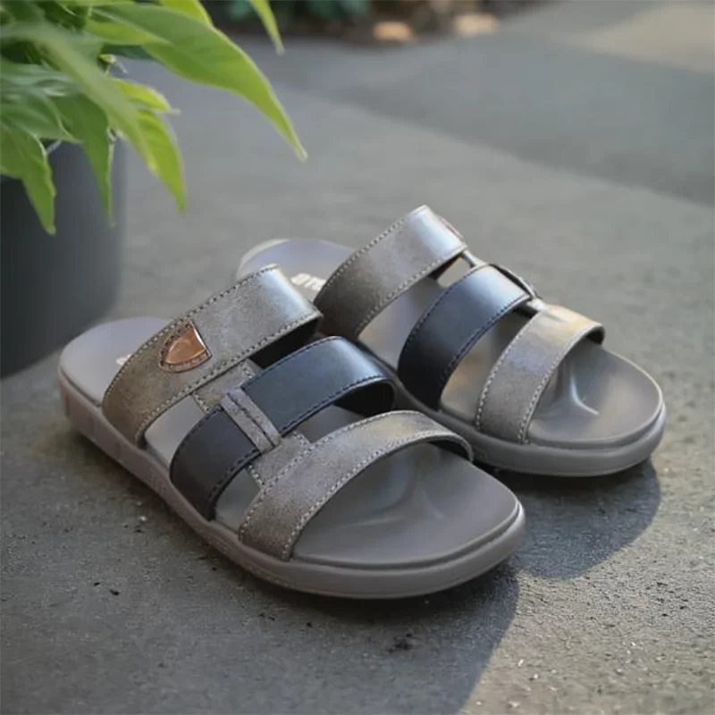 Stylish Winter Footwear Grey Summer Slippers for men
