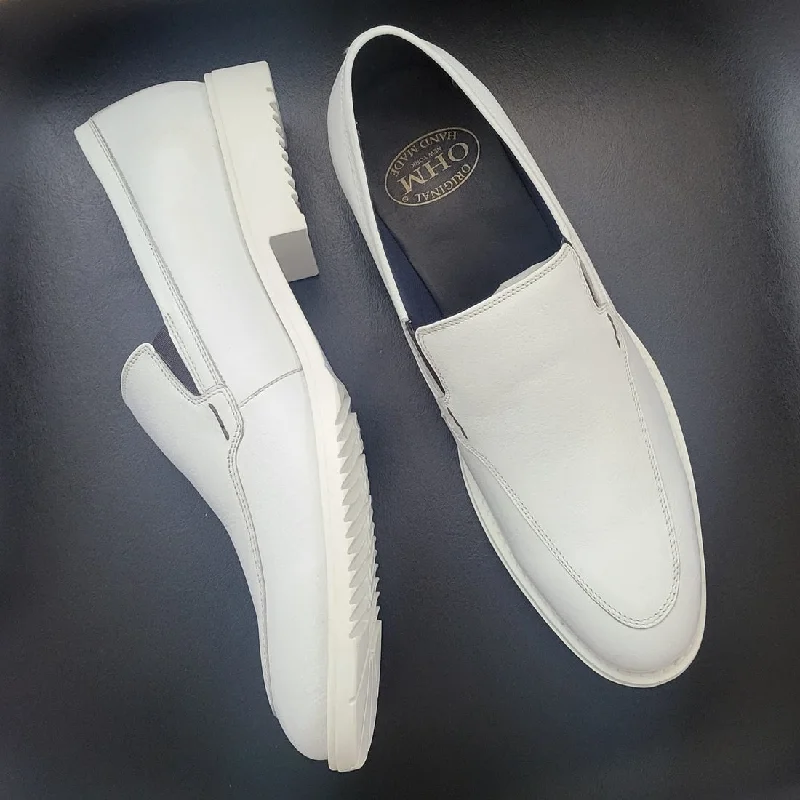 Vintage Boots Collection OHM New York Sleek Design White Slip-on Leather Shoes