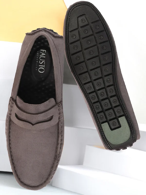 Fashionable Work Boots Men Grey Suede Leather Side Stitched Driving Loafer and Moccasin