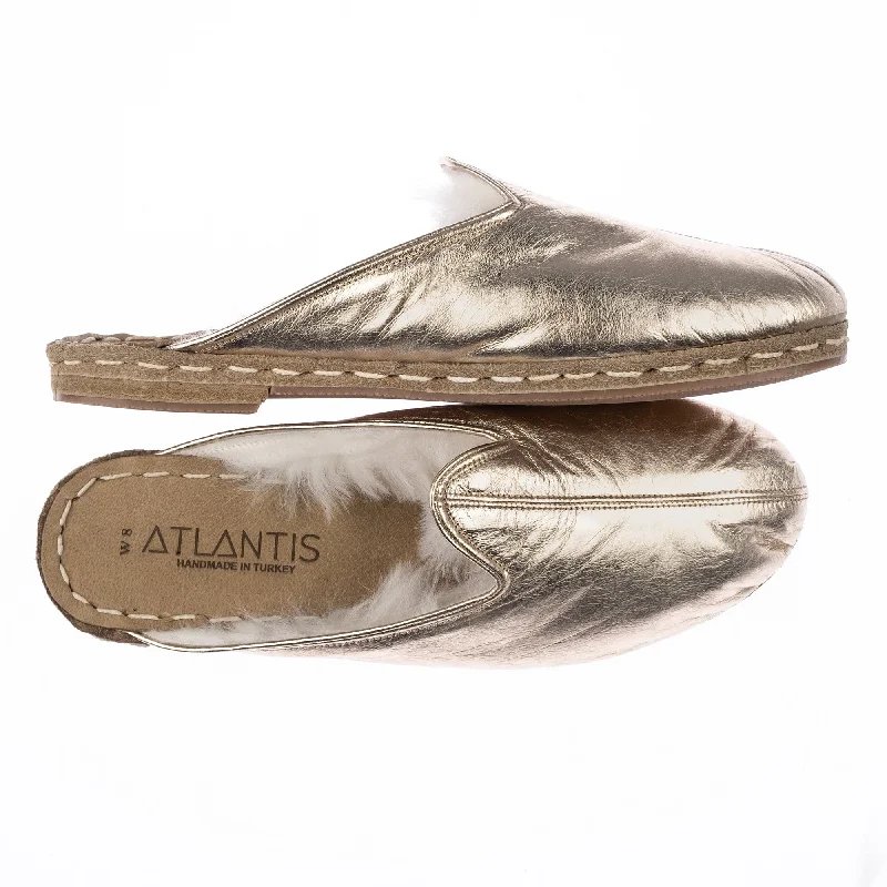 Trendy Sports Footwear Men's Gold Shearlings